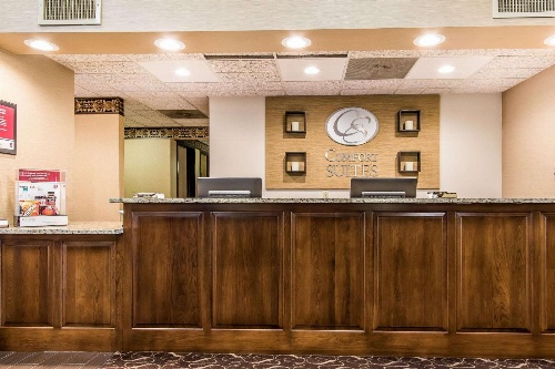 Comfort Suites Effingham image 4